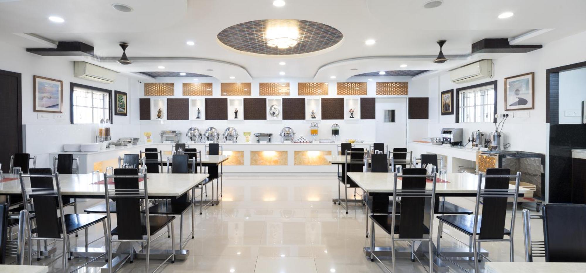 Ananyas Nest Hotel Coimbatore Buitenkant foto
