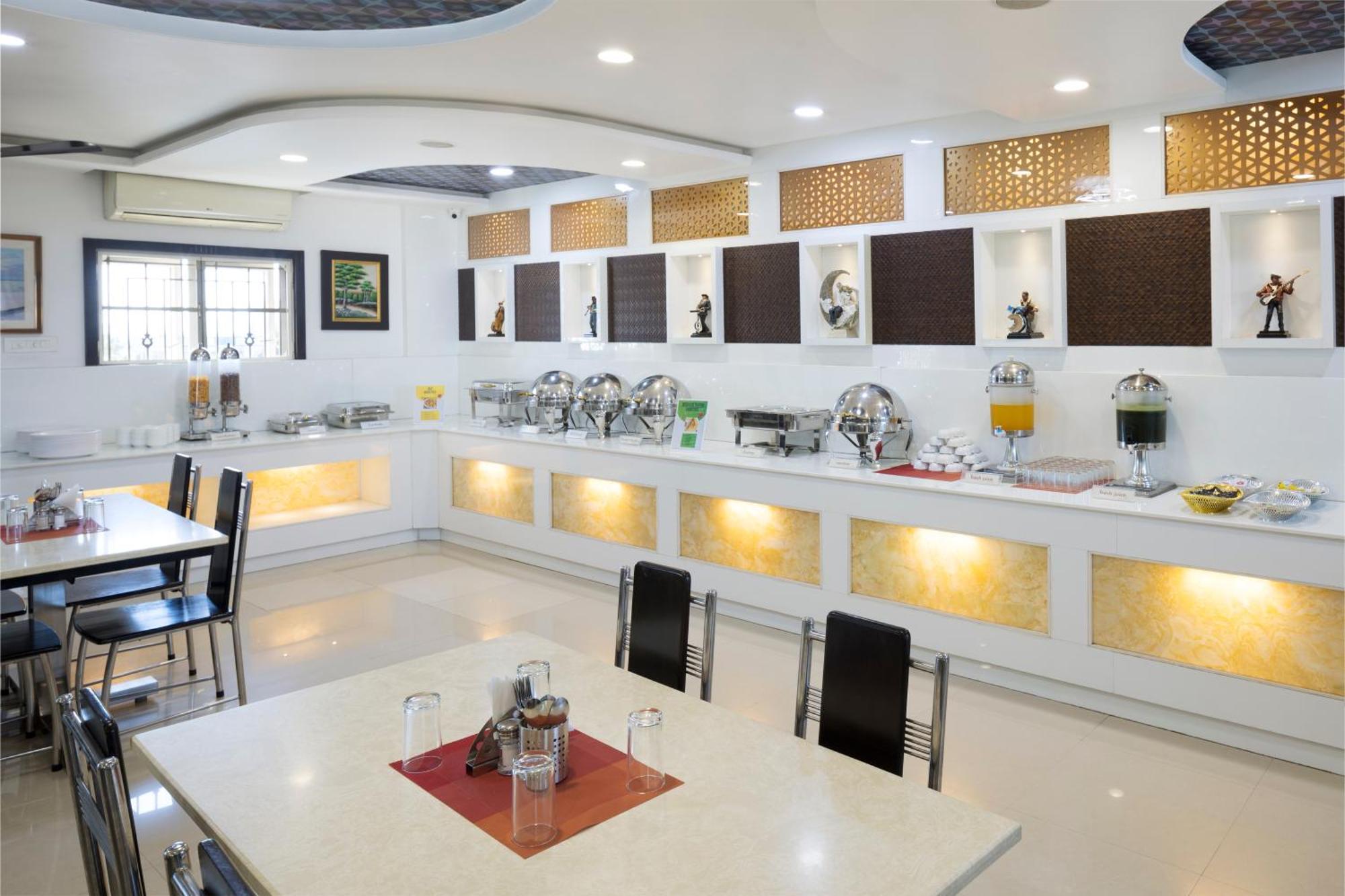 Ananyas Nest Hotel Coimbatore Buitenkant foto