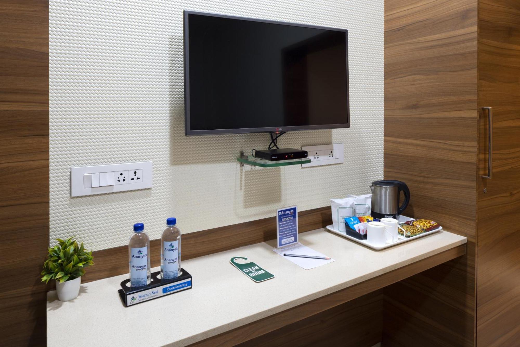 Ananyas Nest Hotel Coimbatore Buitenkant foto