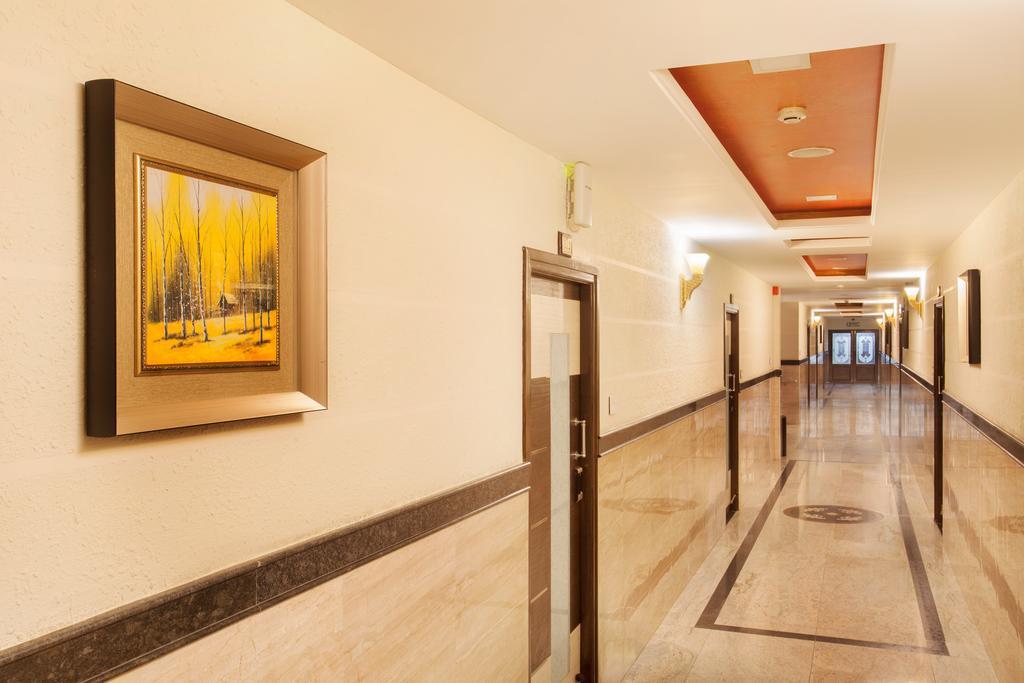 Ananyas Nest Hotel Coimbatore Buitenkant foto