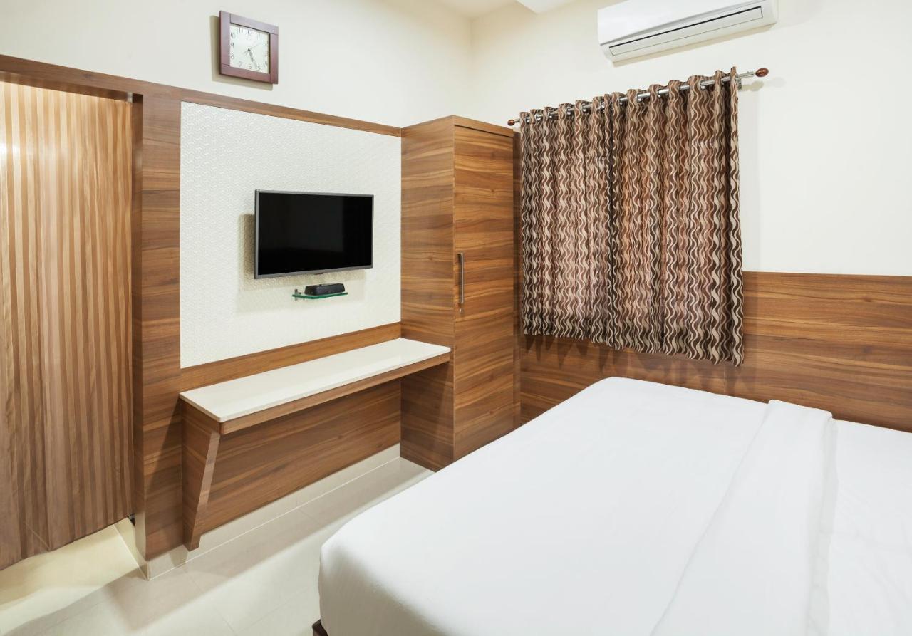 Ananyas Nest Hotel Coimbatore Buitenkant foto